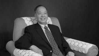 申花工作人員當(dāng)著小球員面抽煙 綠城日籍教練吐槽