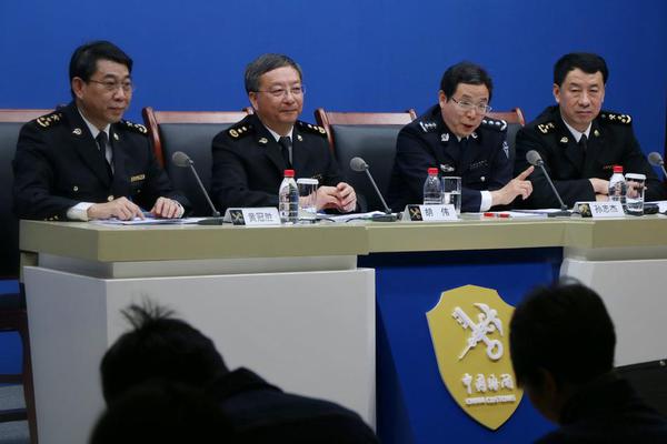 工業(yè)和信息化部備案管理系統(tǒng)網(wǎng)站 粵B2-20090191-18