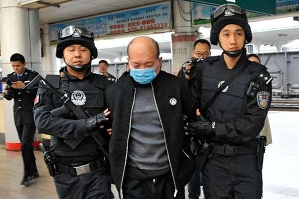 對話同一地點3次救輕生者司機