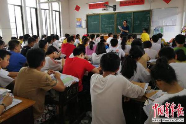 西山上品灣MOMΛ | 城市淺山區(qū)的全齡科技華宅