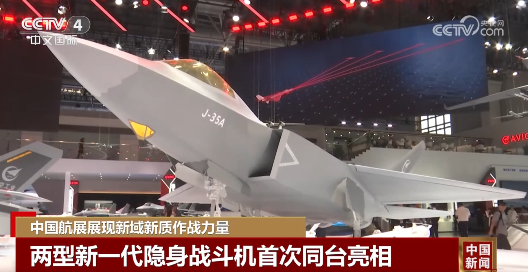 M4傷害差點(diǎn)，AKM穩(wěn)定性一般，M16點(diǎn)射難，這把槍才全能！