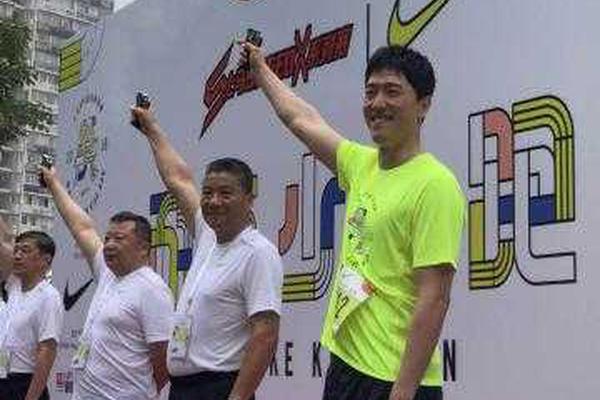 美科學(xué)家：新冠病毒并非來自實驗室 武漢也非源頭