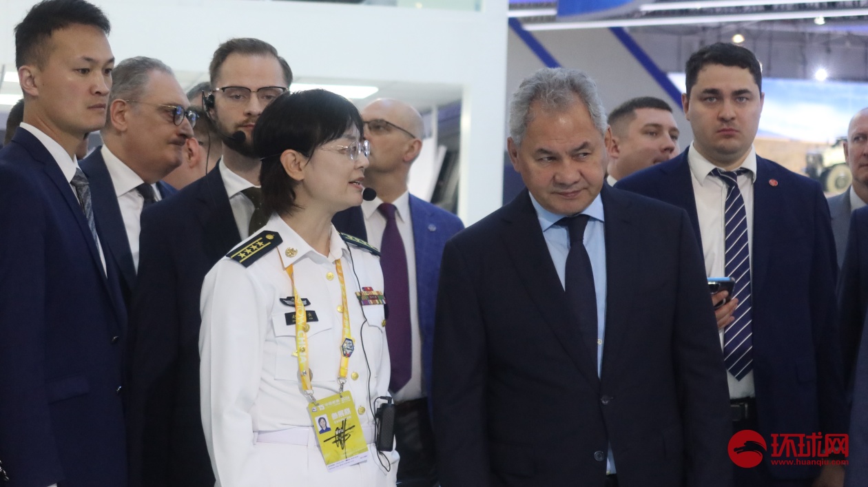 他做一份PPT賺你一個月工資