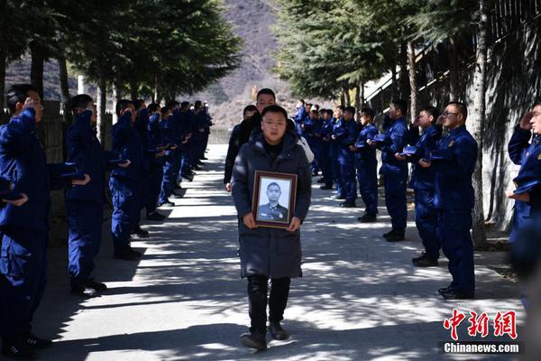 美軍測(cè)試定向能武器 擊落數(shù)架無人機(jī)