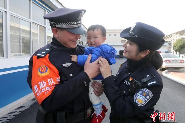 千億白馬股落魄 ST康得新高管集體說年報業(yè)績不保準