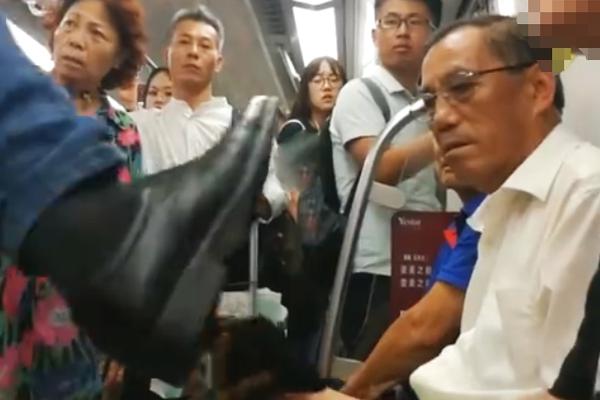 崔康熙戰(zhàn)術(shù)打法仍難令人信服